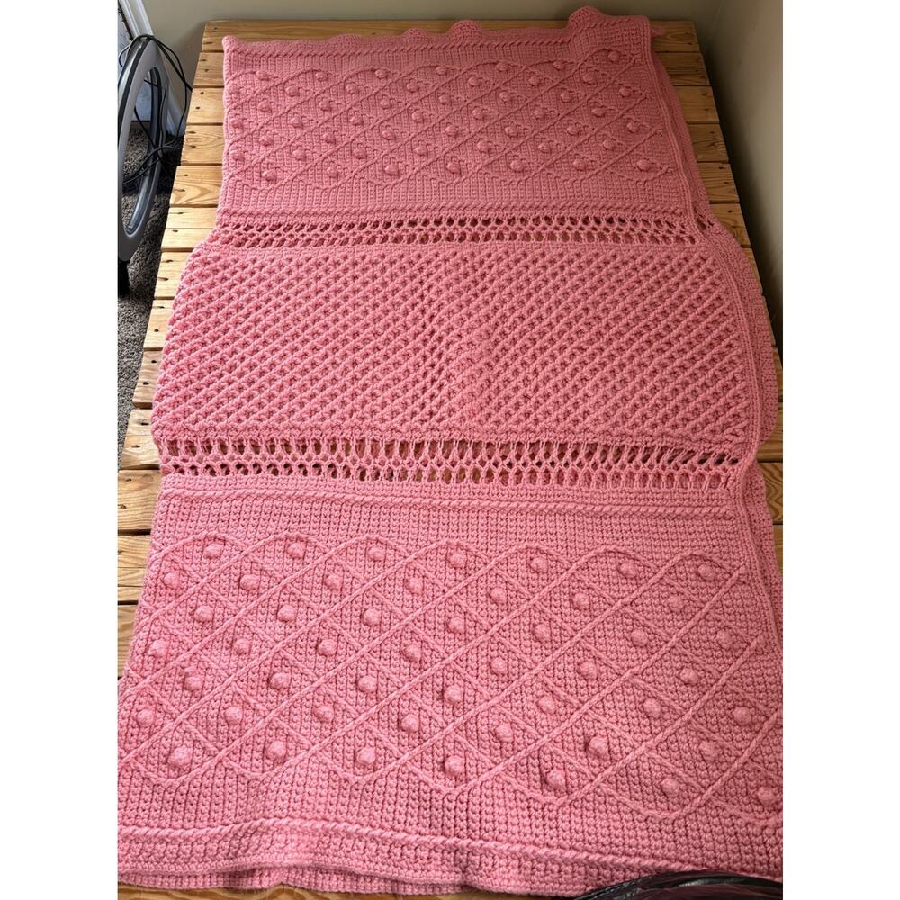 Handmade Knitted Throw blanket size 55x64 Pink F2